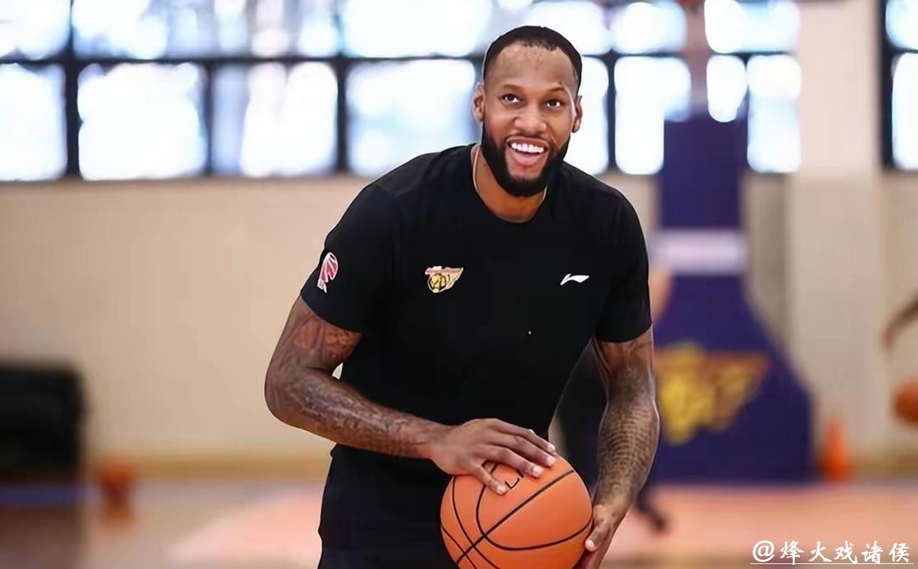 悬念揭晓：广东男篮冠军功勋威姆斯重新出山，携手焦作男篮发起季后赛冲刺